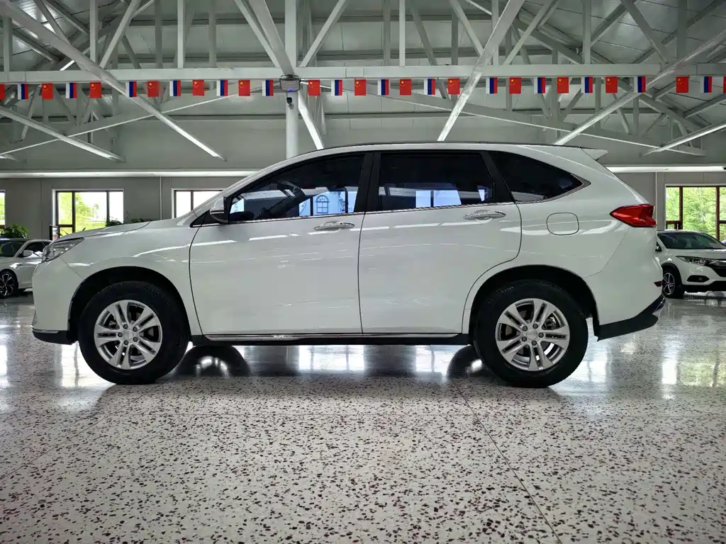 Haval M6 PLUS 1.5T DCT Luxury Connected Type, фото 5