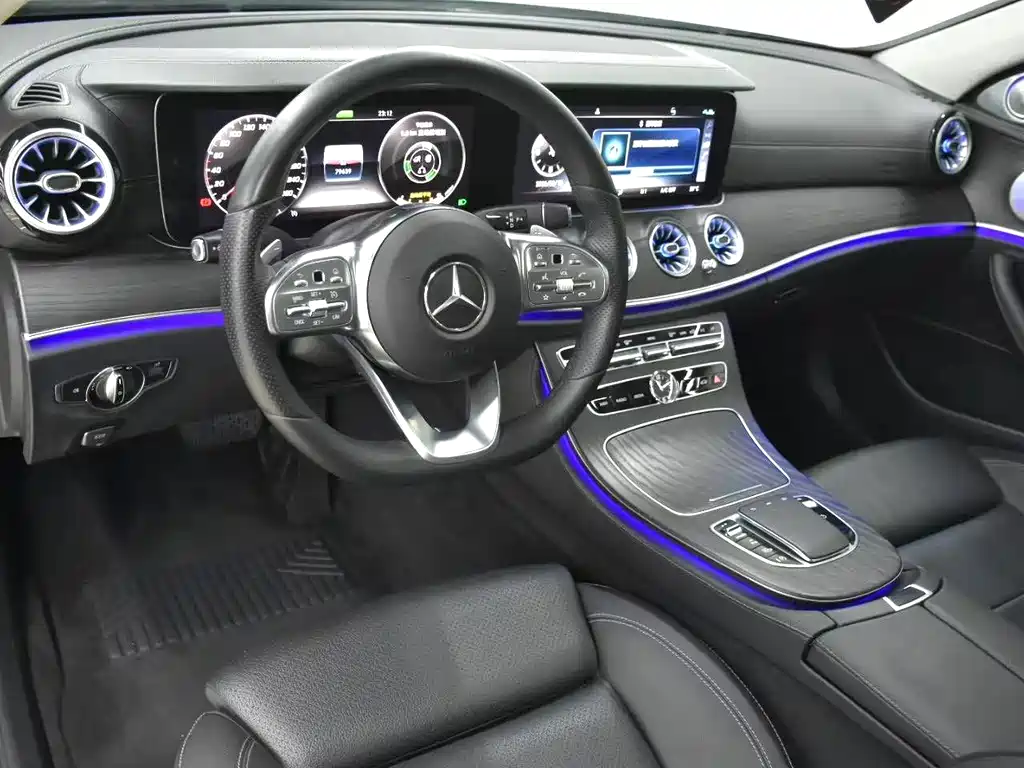 Mercedes-Benz E-Class — миниатюра 6