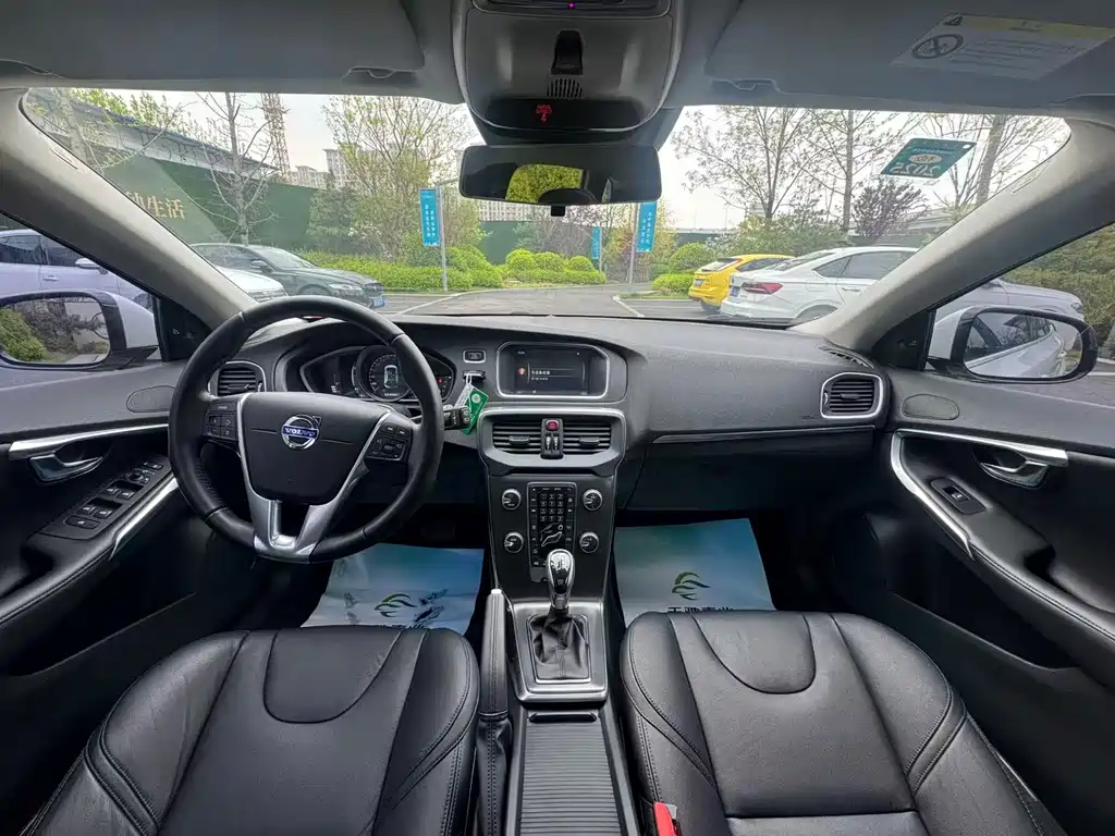 Volvo V40 2015 1.6T