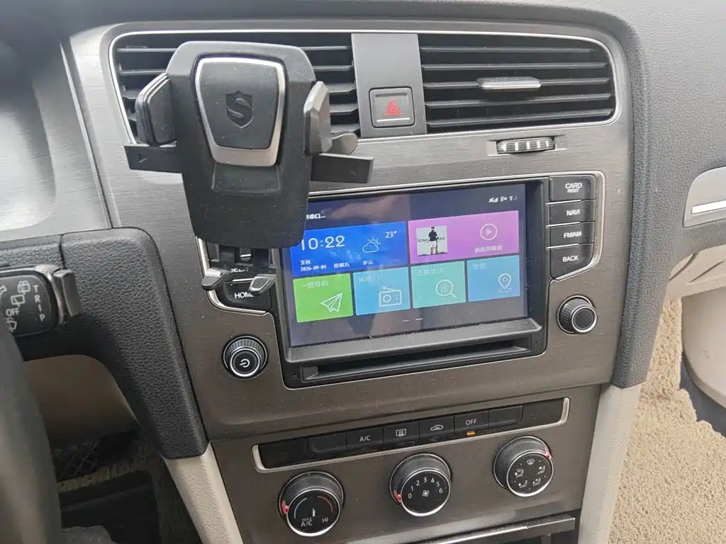 Volkswagen Golf — миниатюра 9