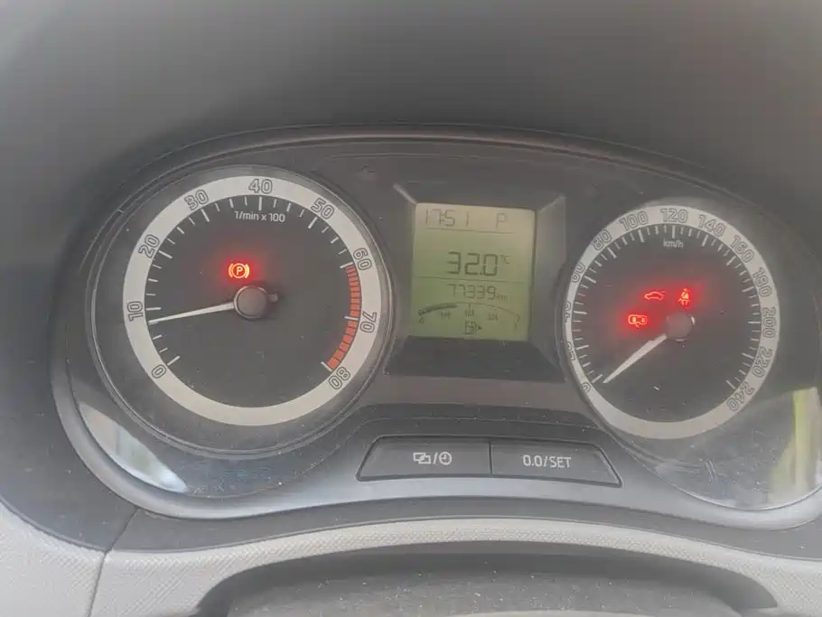 Skoda Fabia — миниатюра 14