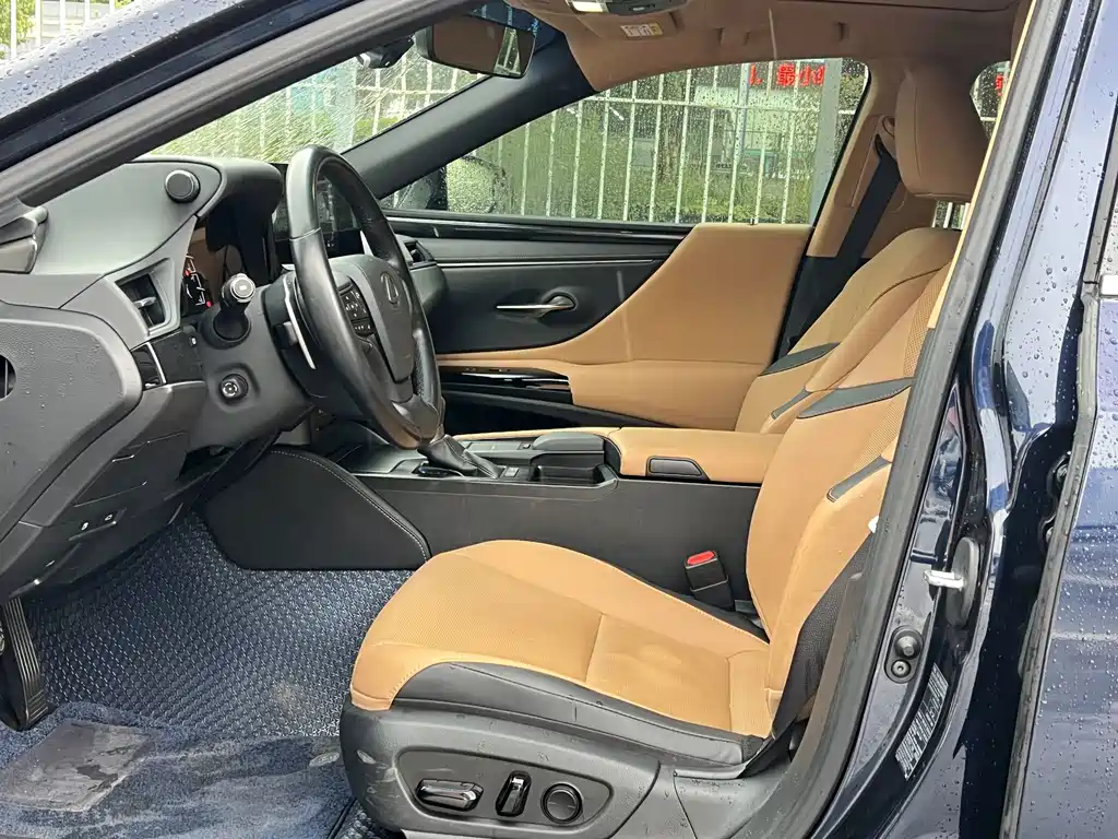 Lexus ES — миниатюра 4