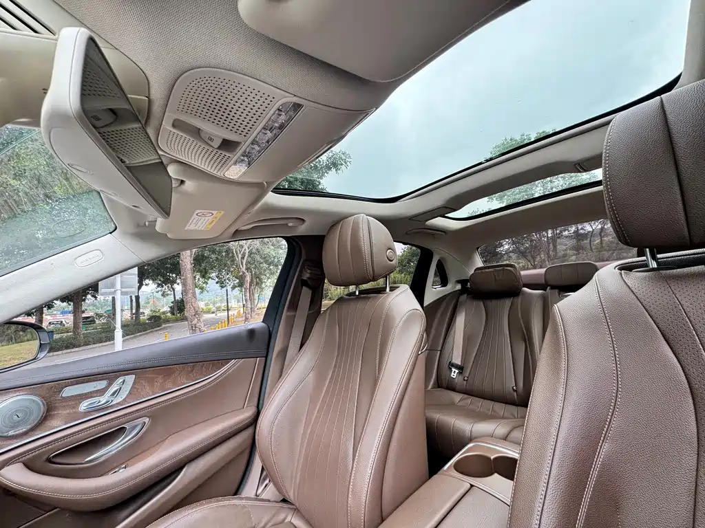 MERCEDES-BENZ E CLASS