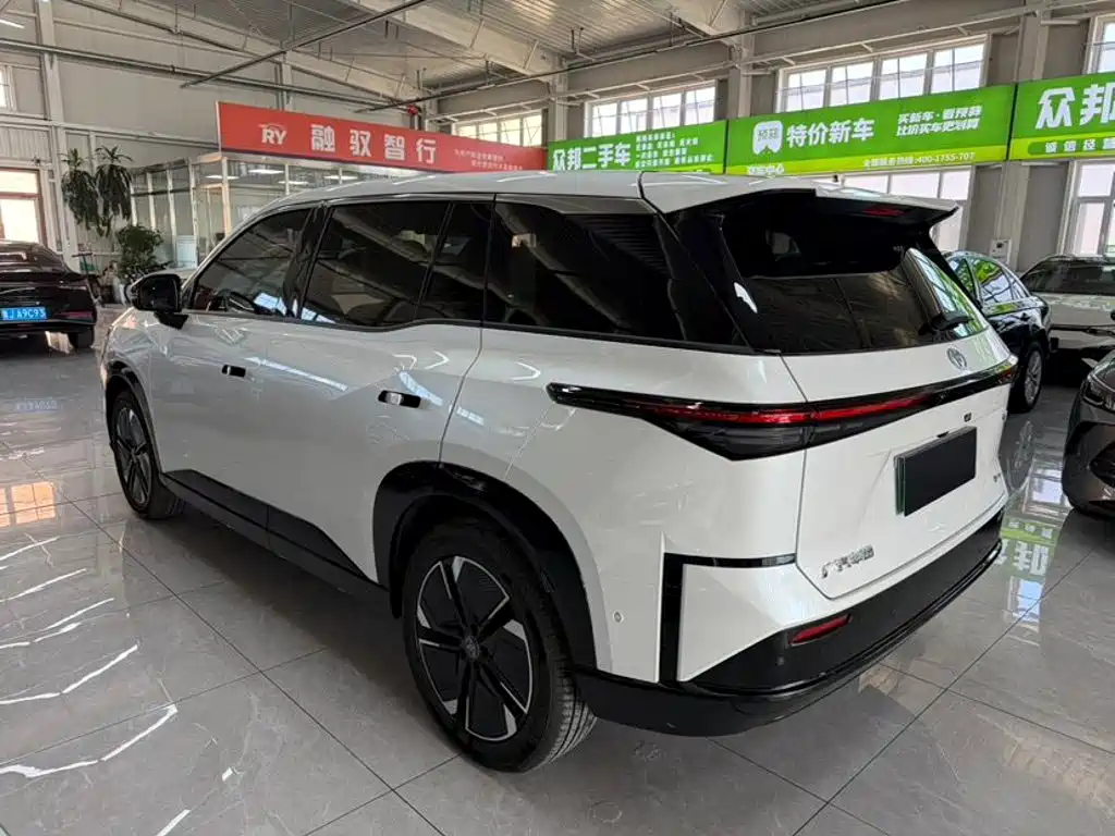 Toyota bZ3 — миниатюра 7