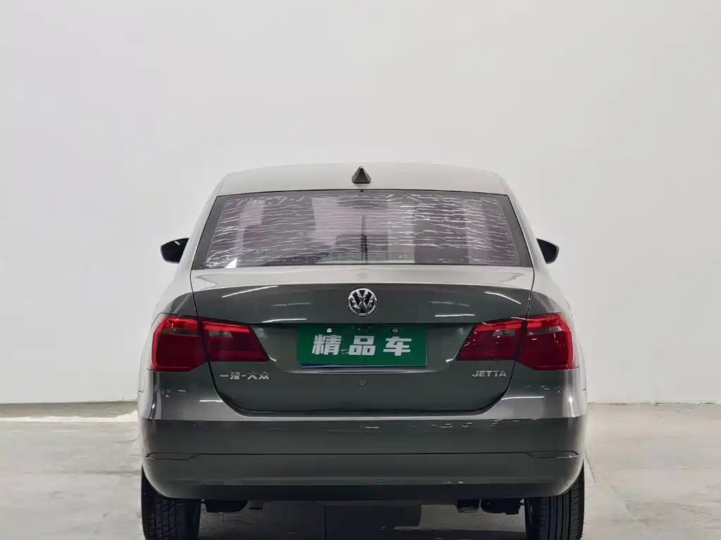 Volkswagen Jetta — миниатюра 5