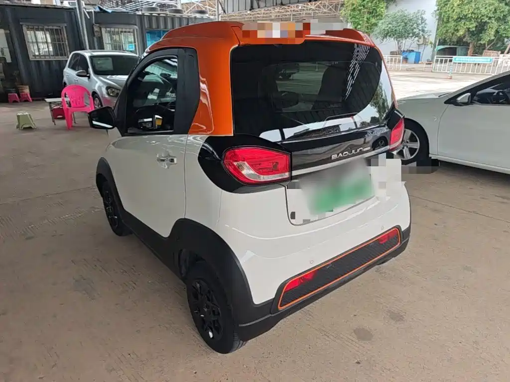 Baojun E100 — миниатюра 5