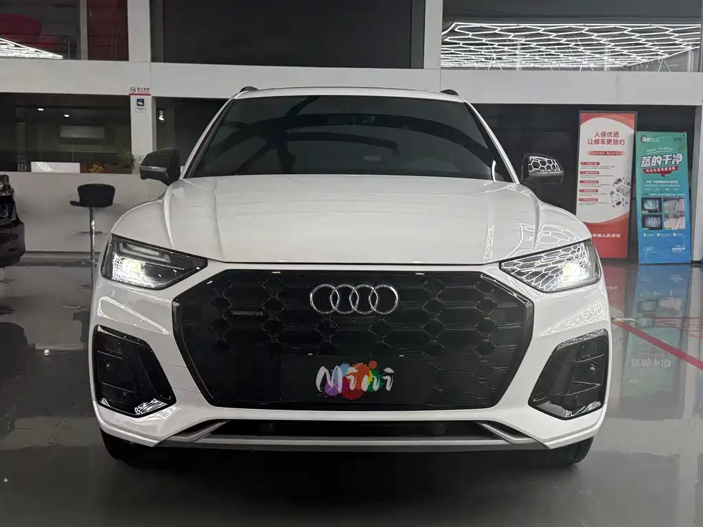 Audi Q5L — миниатюра 2