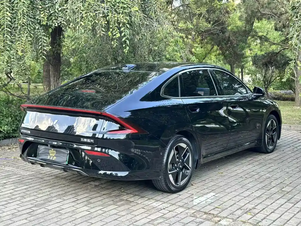 Wuling Xingguang — миниатюра 12