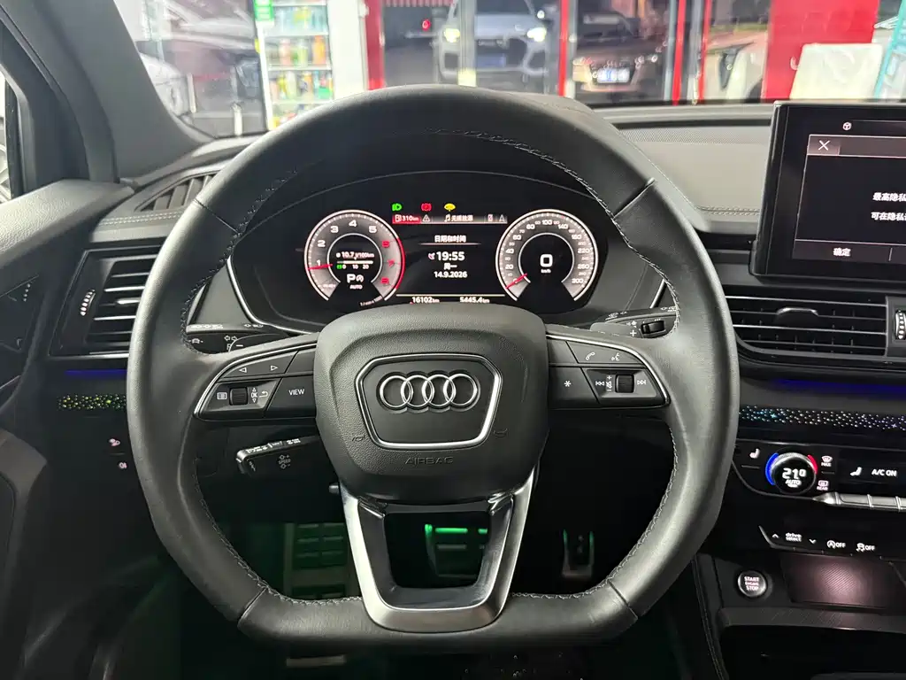 Audi Q5L — миниатюра 8