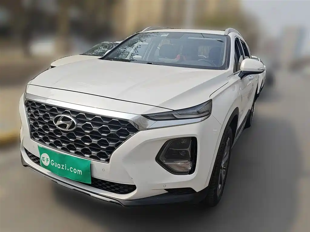 Hyundai Santa Fe 2022