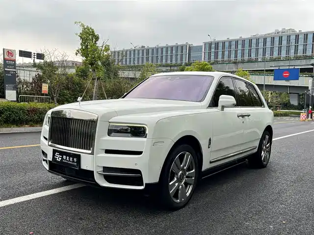ROLLS-ROYCE CULLINAN 2019