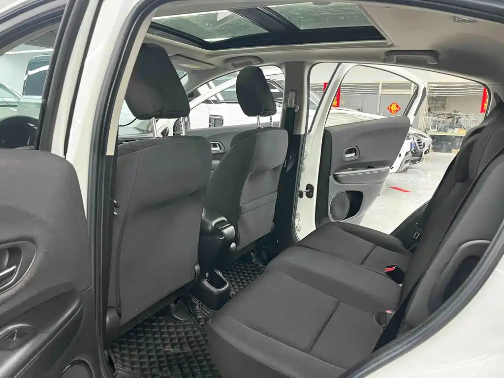 Honda Vezel — миниатюра 8