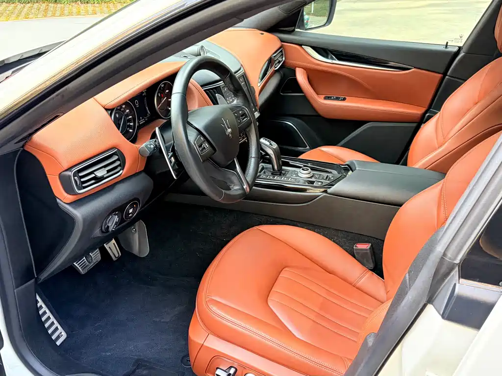 Maserati Levante — миниатюра 7