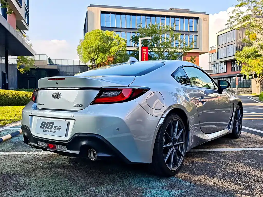 Subaru BRZ — миниатюра 9