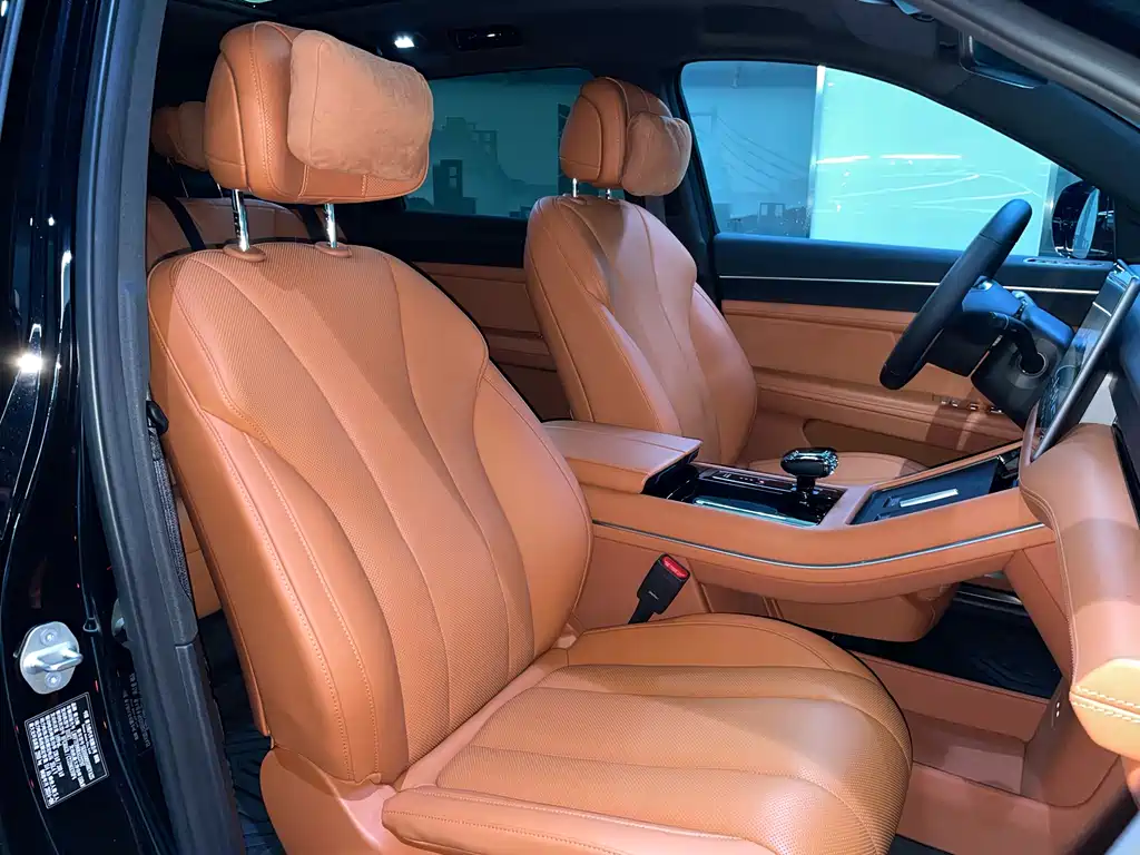 AITO ASK THE WORLD M7