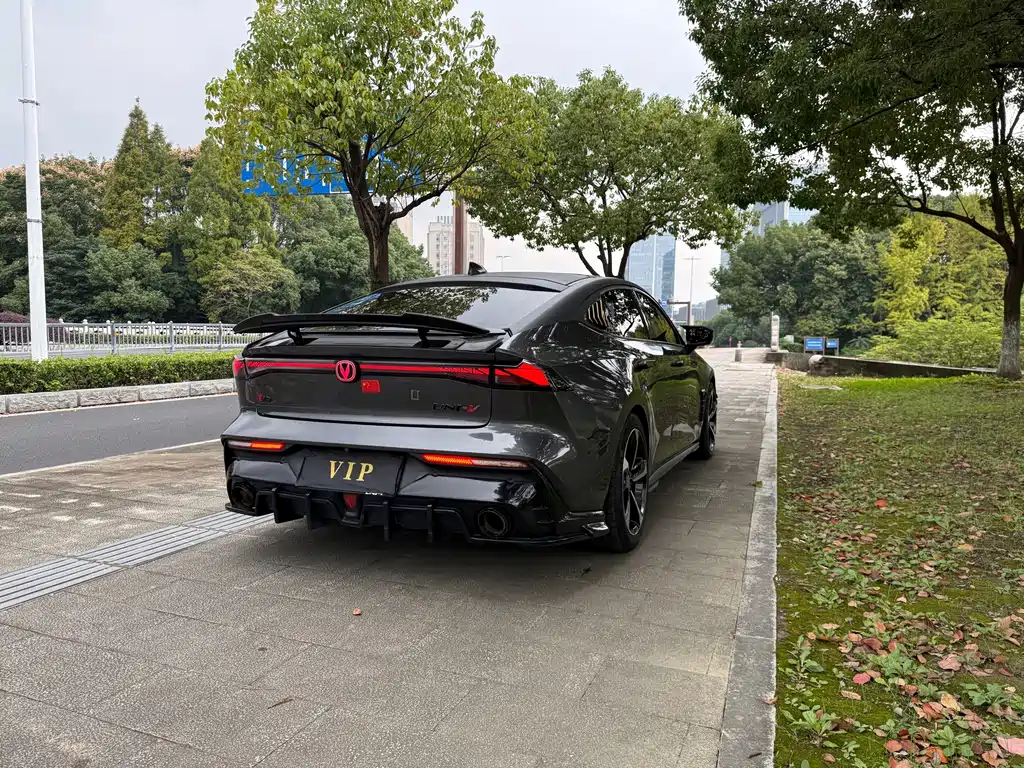 Changan UNI-V — миниатюра 17