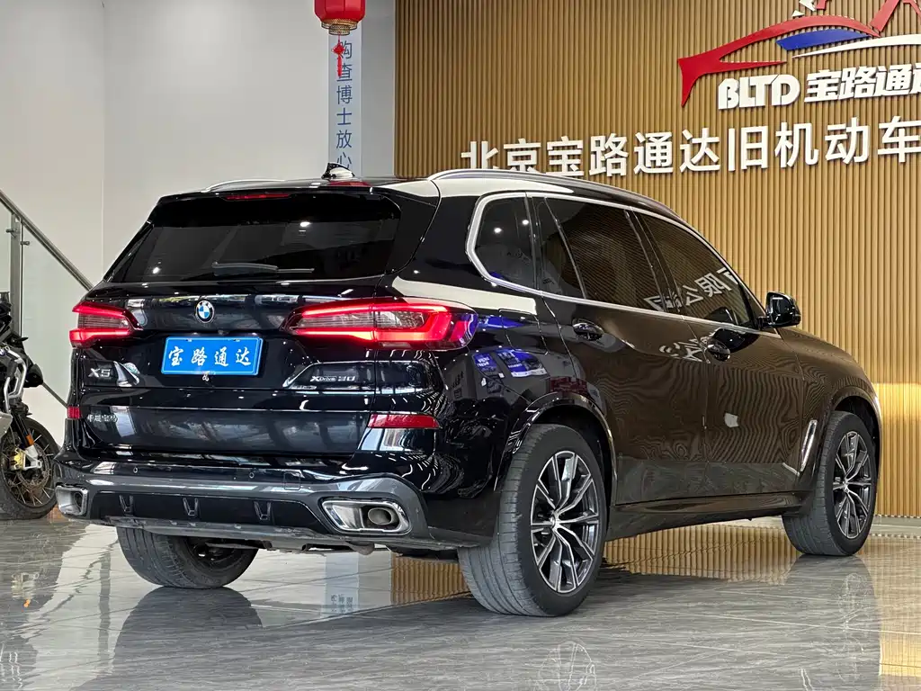 BMW X5 — миниатюра 15