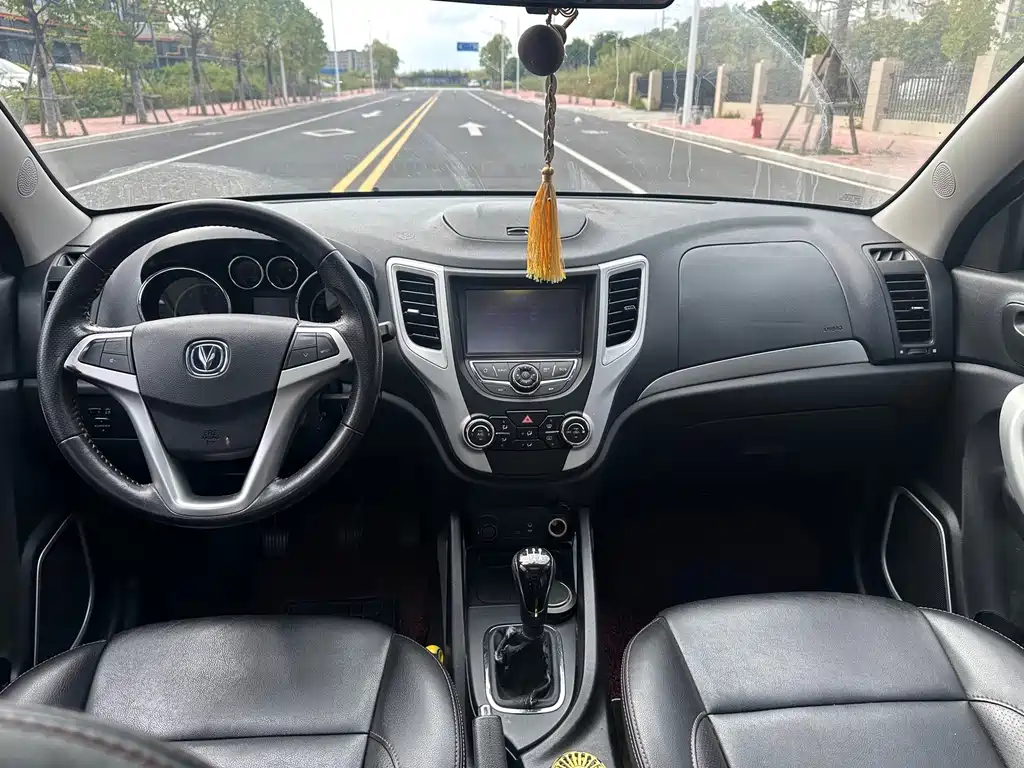 Changan CS35 — миниатюра 6