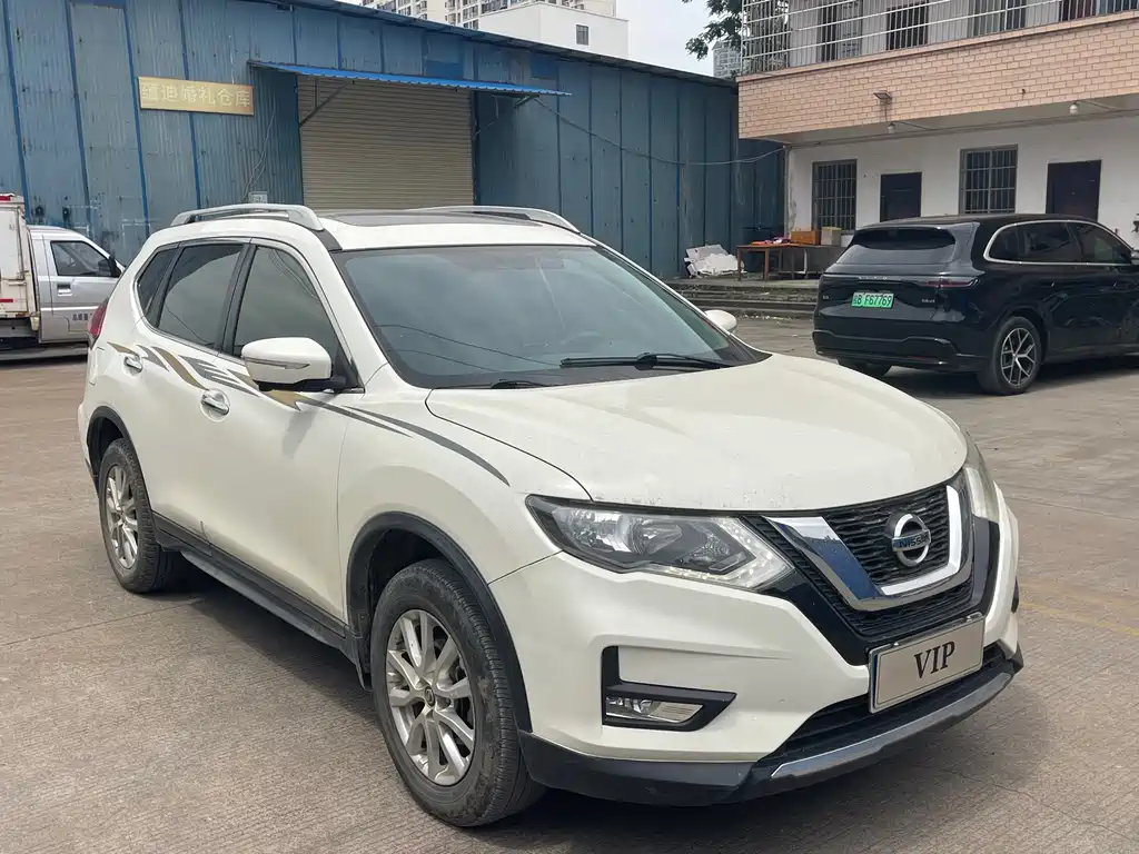 Nissan X-Trail — миниатюра 3
