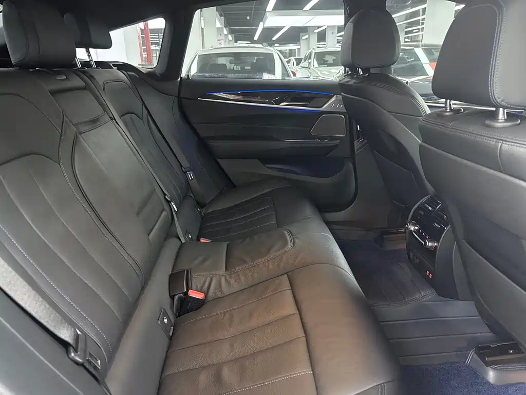 BMW 6 Series GT — миниатюра 19