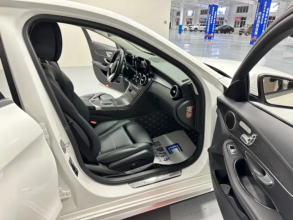 MERCEDES-BENZ C CLASS