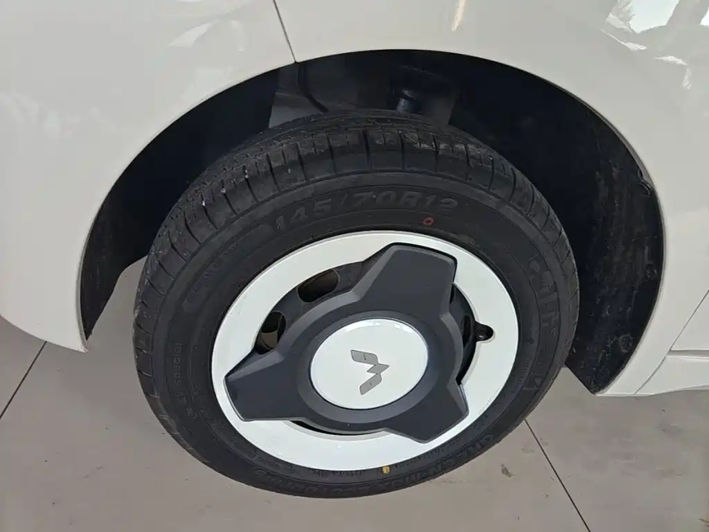 Wuling MINIEV — миниатюра 23