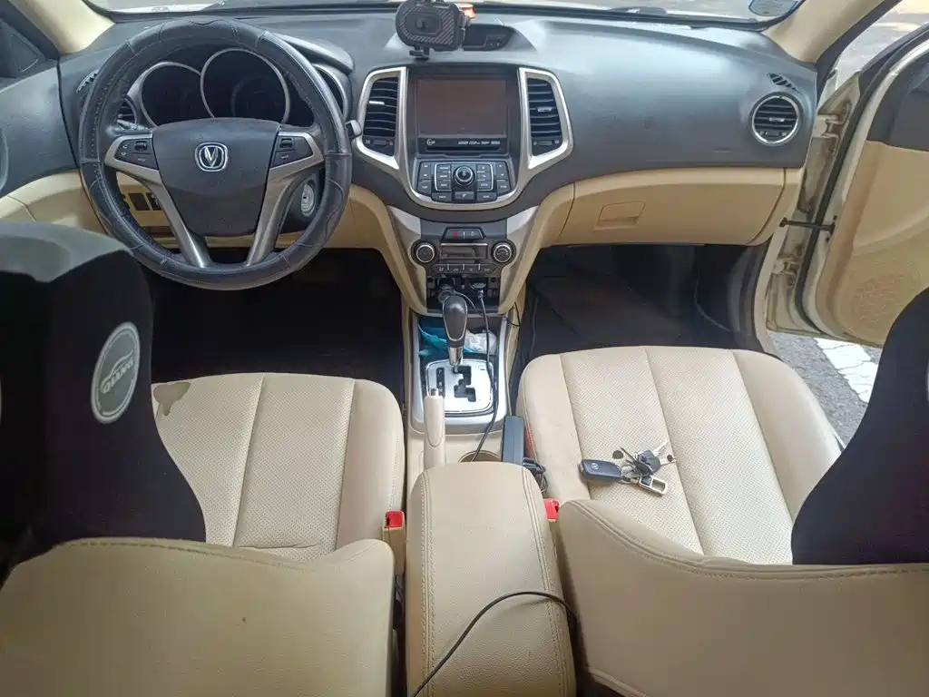 Changan Eado — миниатюра 6