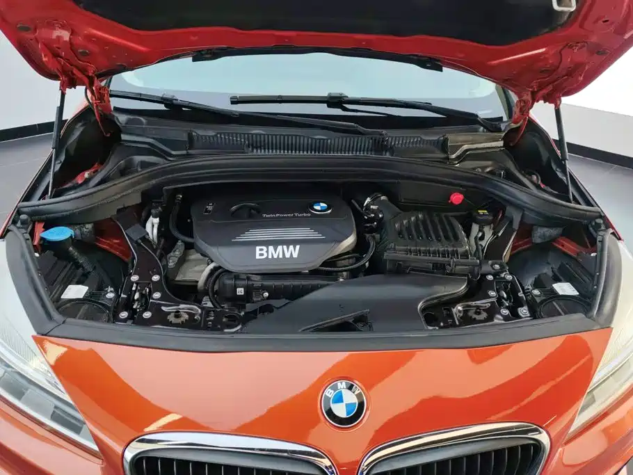 BMW 2 Series Active Tourer — миниатюра 10