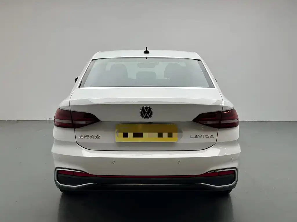 Volkswagen Lavida — миниатюра 8