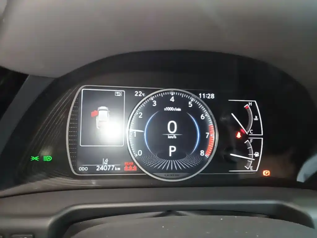 Lexus ES — миниатюра 12