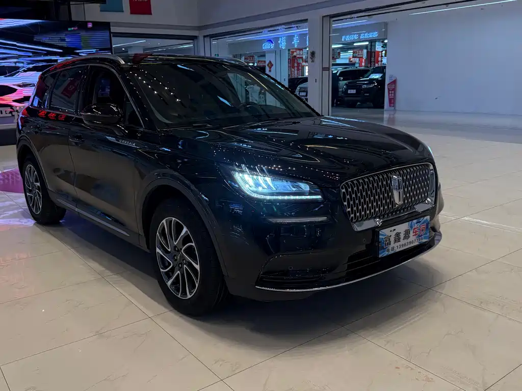 Lincoln Corsair — миниатюра 3