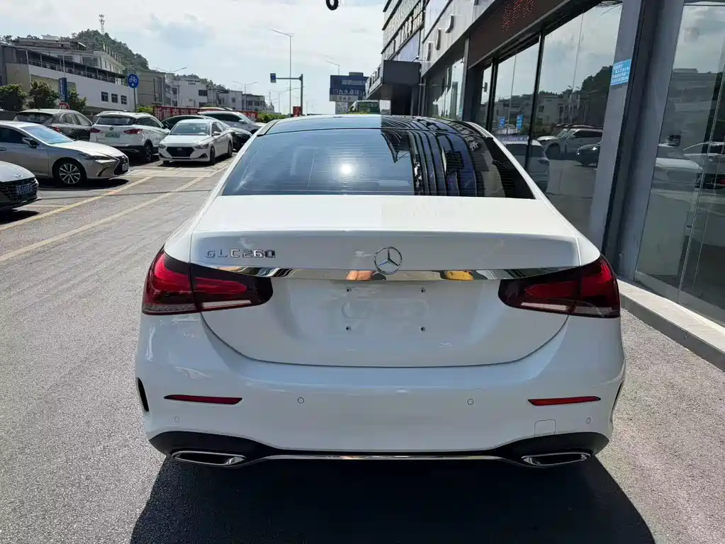 Mercedes-Benz A-Class — миниатюра 9