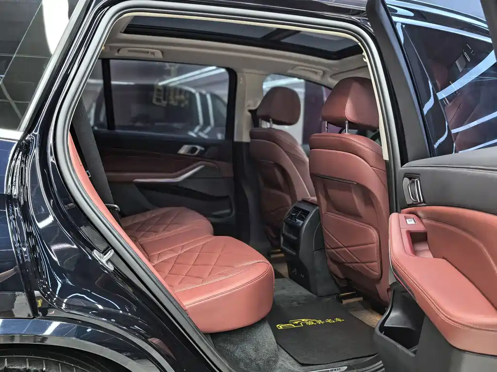 BMW X5 — миниатюра 13
