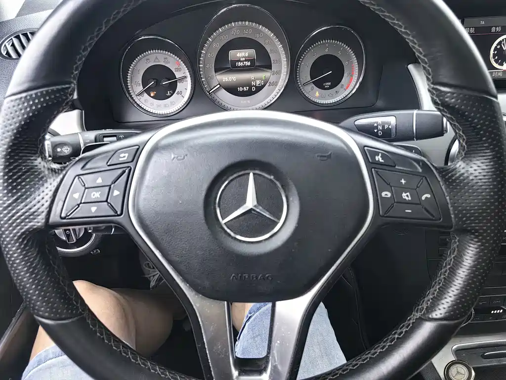 Mercedes-Benz GLK-Class — миниатюра 12
