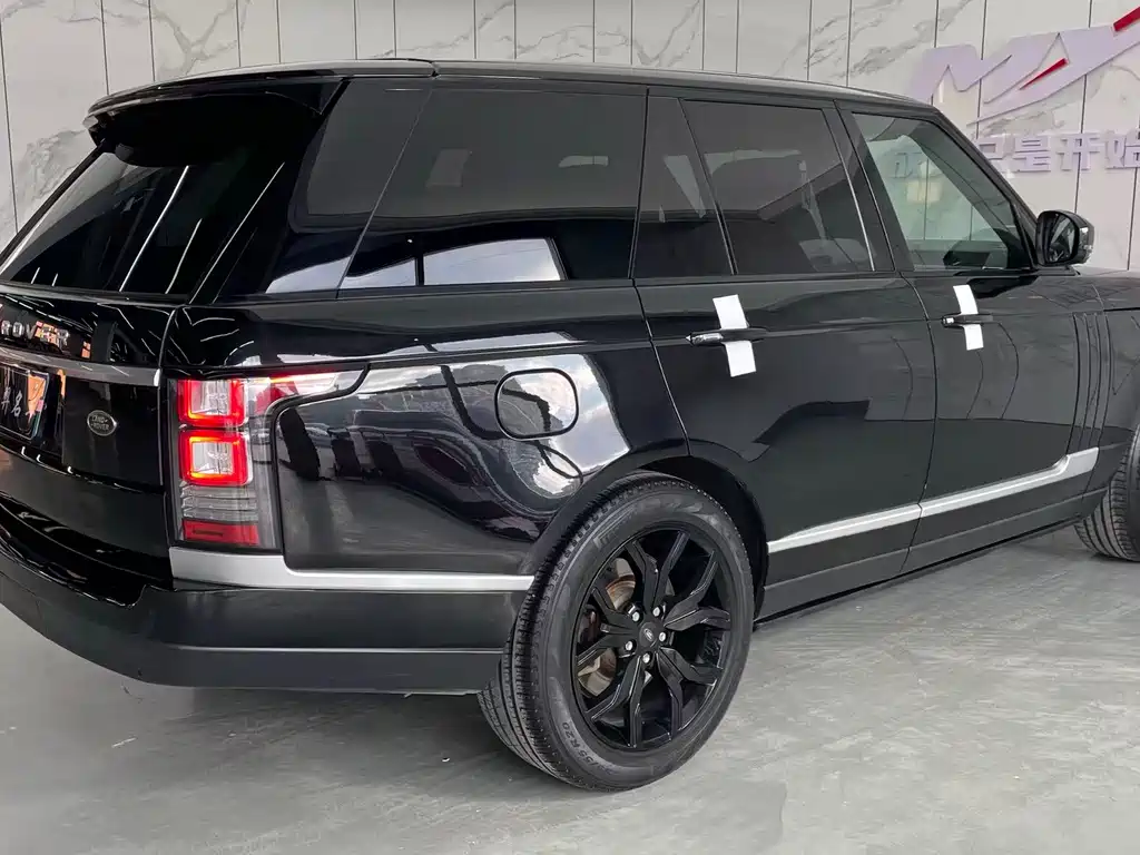 Land Rover Range Rover 2013 NA 5.0 V8 Vogue SE