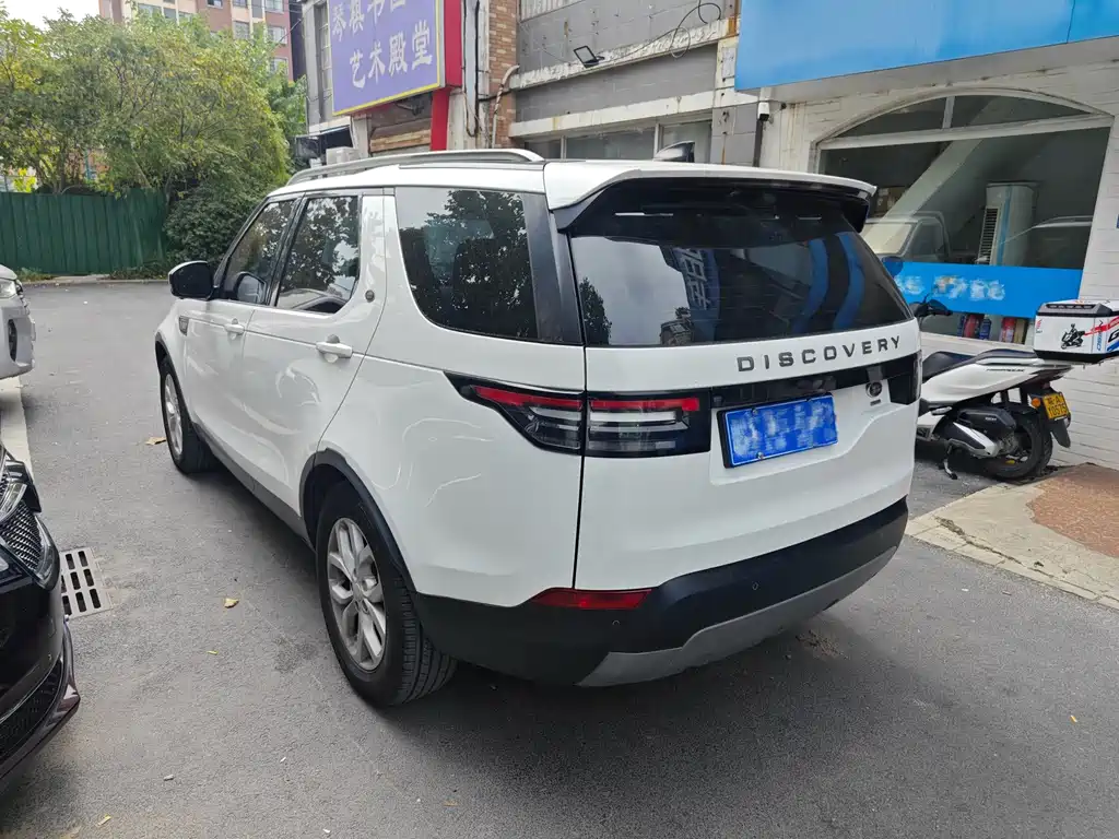 Land Rover Discovery — миниатюра 4