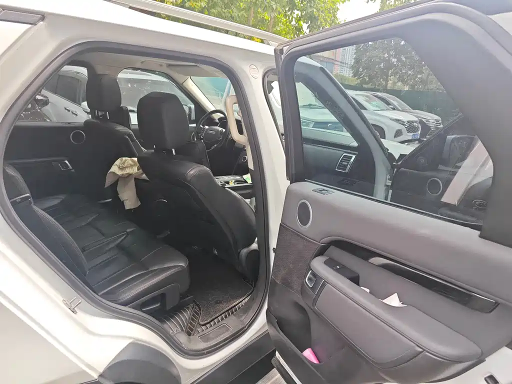 Land Rover Discovery — миниатюра 11
