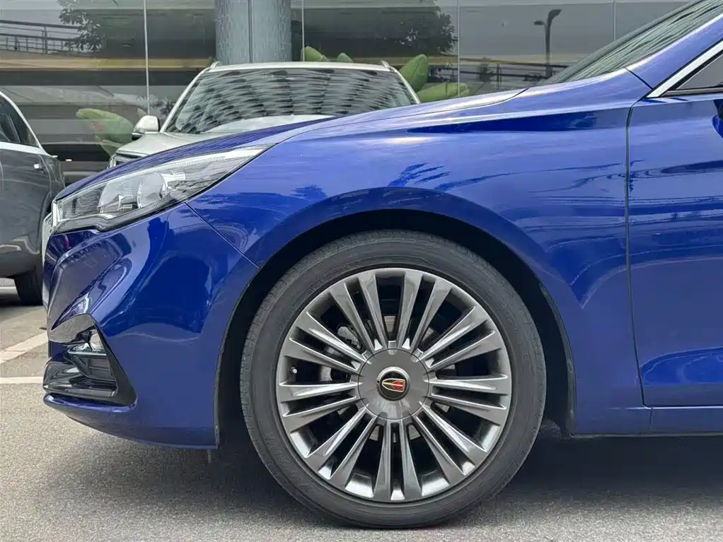 Hongqi H5 2020 1.8T AT