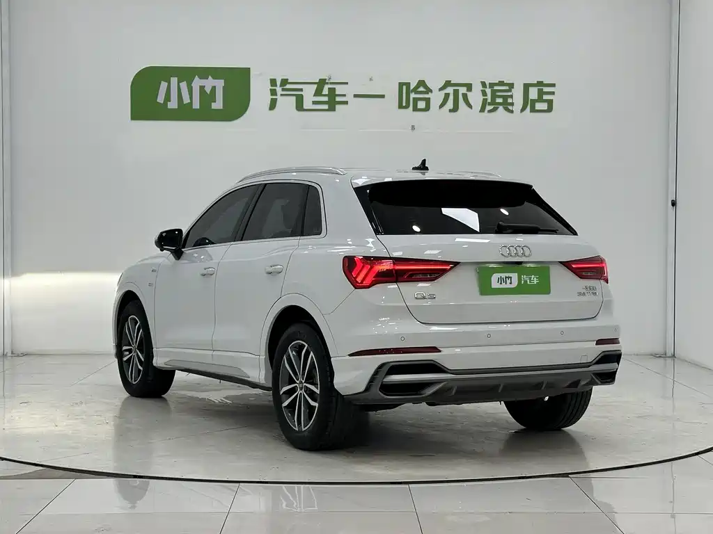 Audi Q3 2022 35 TFSI
