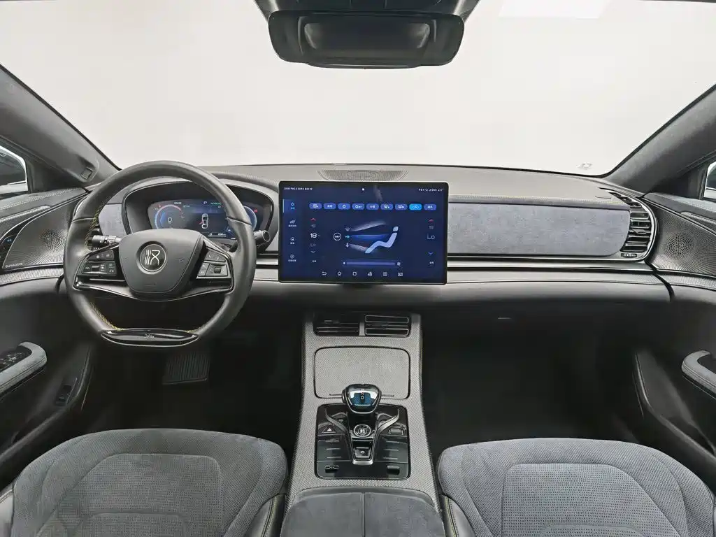 BYD Han — миниатюра 5