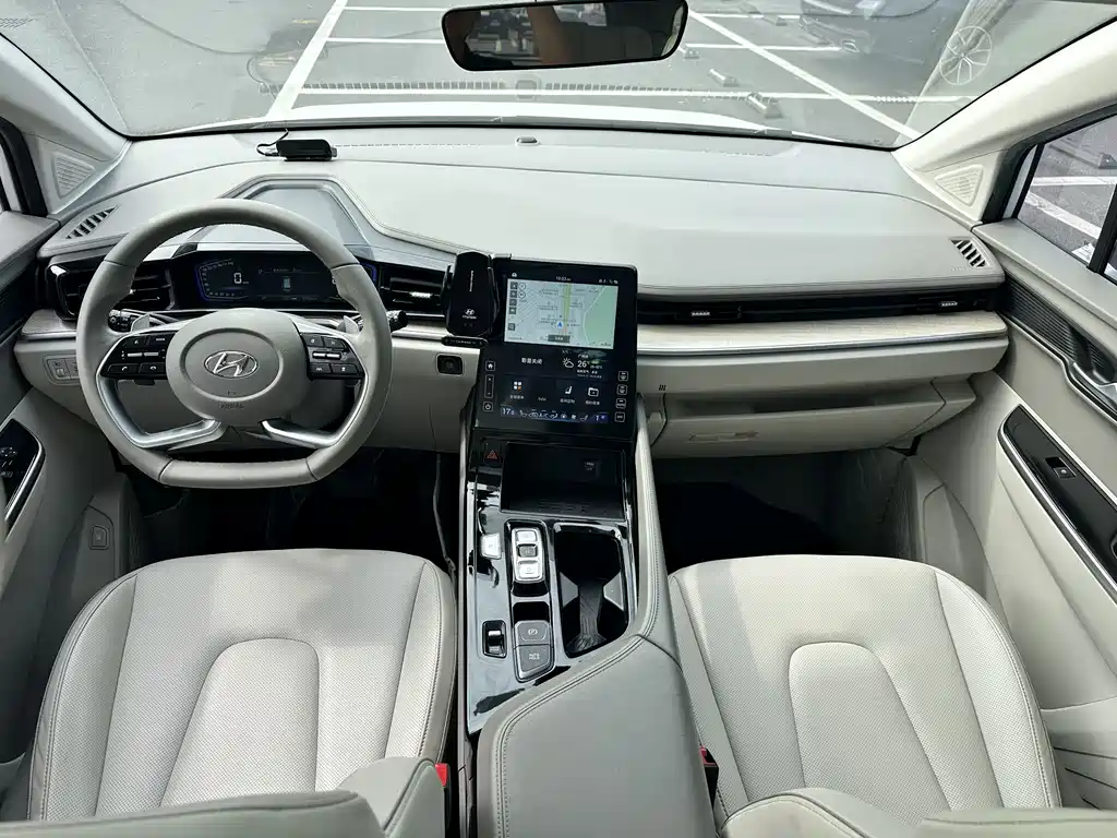 Hyundai Custo — миниатюра 20