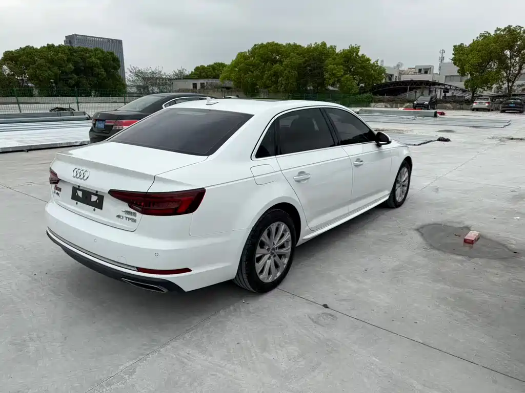 Audi A4L 2018 30 40 TFSI