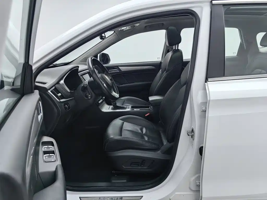 Roewe RX5 — миниатюра 10