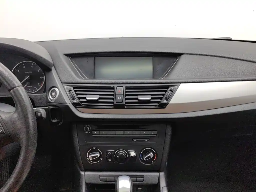 BMW X1 — миниатюра 12