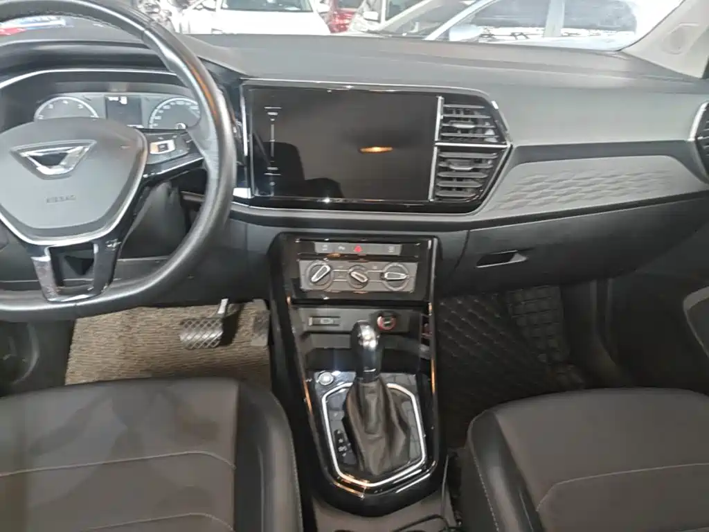 Jetta VS5 — миниатюра 10