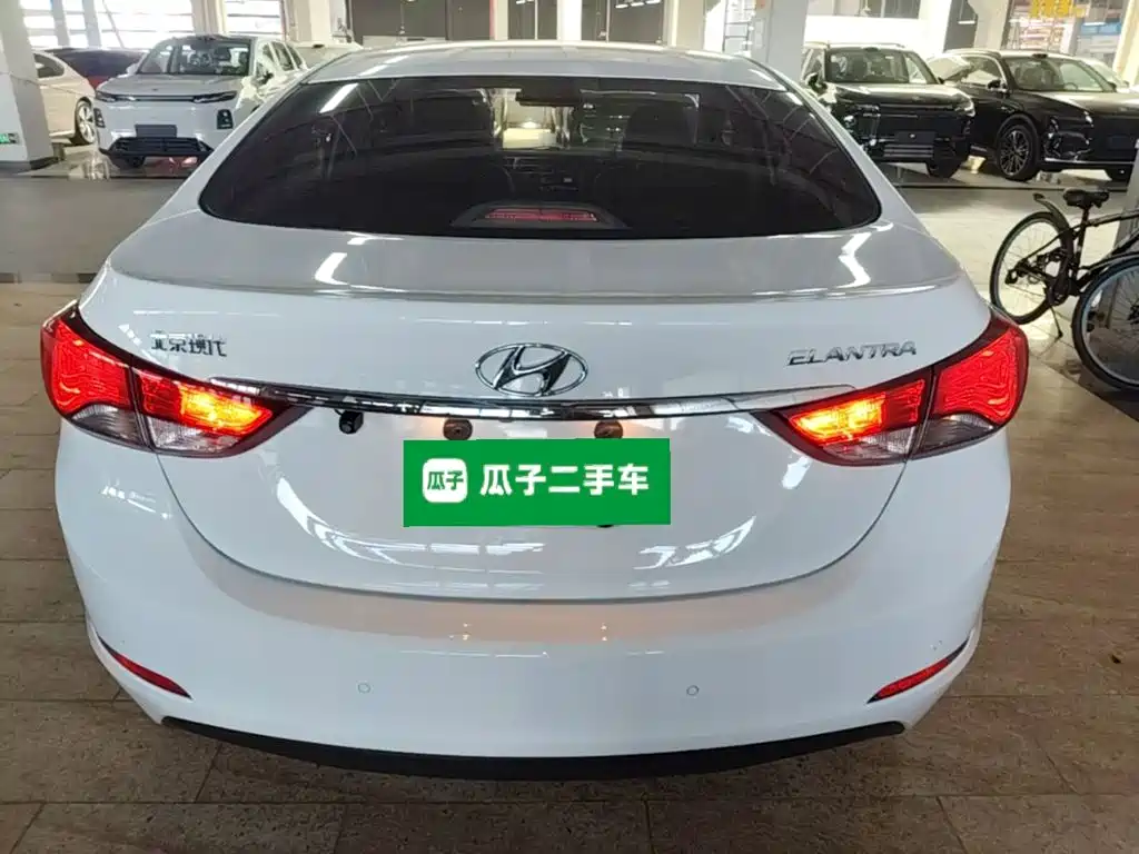 Hyundai Elantra Langdong — миниатюра 6