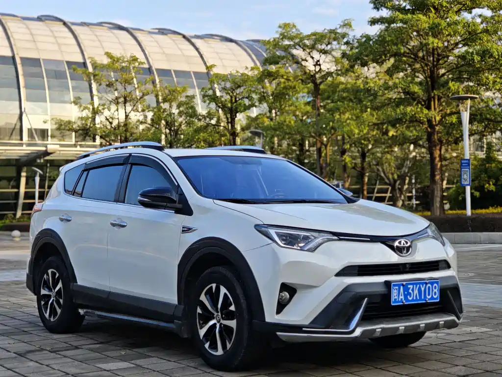 TOYOTA RAV4 RONGFANG
