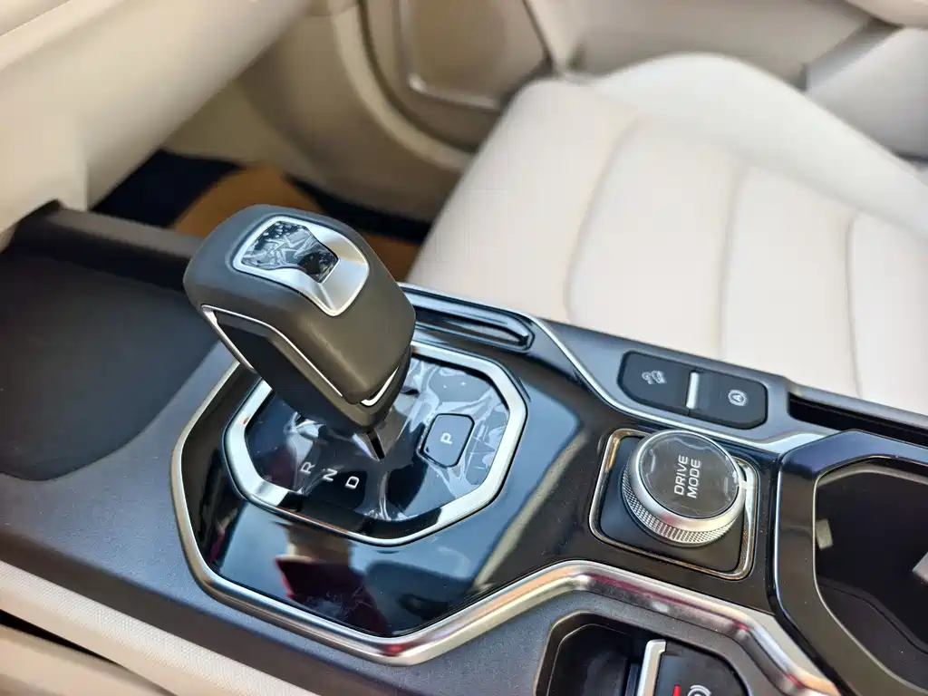 GEELY AUTOMOBILE GEELY ICON