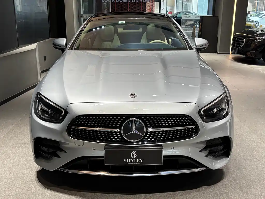 Mercedes-Benz E-Class (Import) — миниатюра 3