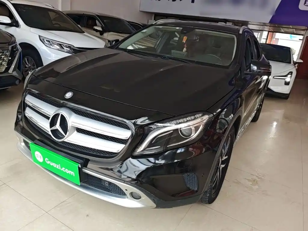 Mercedes-Benz GLA 2016 GLA 200 Fashion
